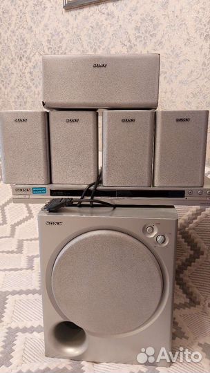 Сабвуфер и колонки,дисковод