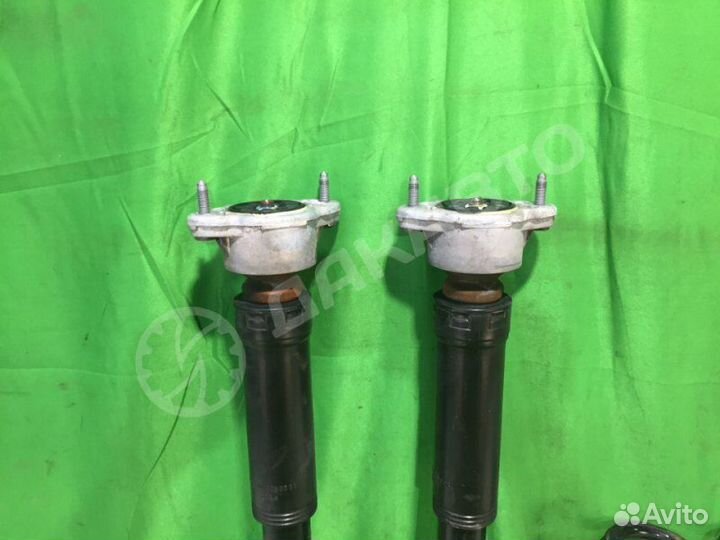 Комплект амортизаторов задний Mercedes-Benz C W204