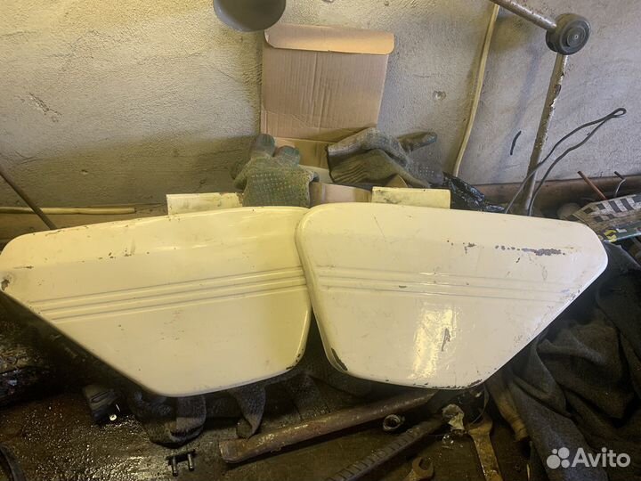 Бардачки и бак ява 634