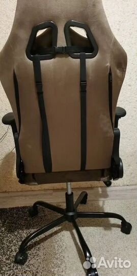 Компьютерное кресло офисное с функцией массажа