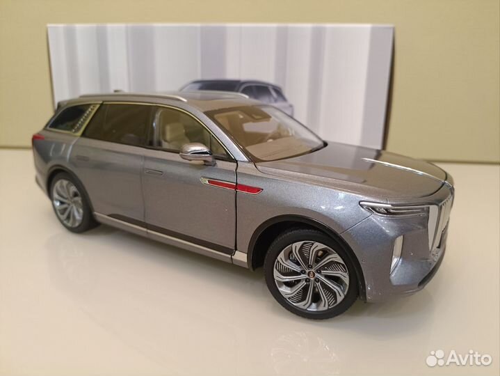 Hongqi E-HS 9 (20-23г) Gray 1:18