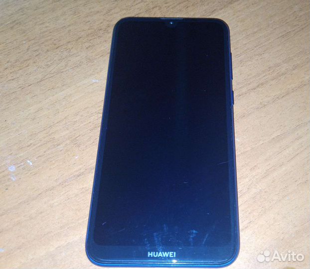 Телефон Huawei Y7 2020