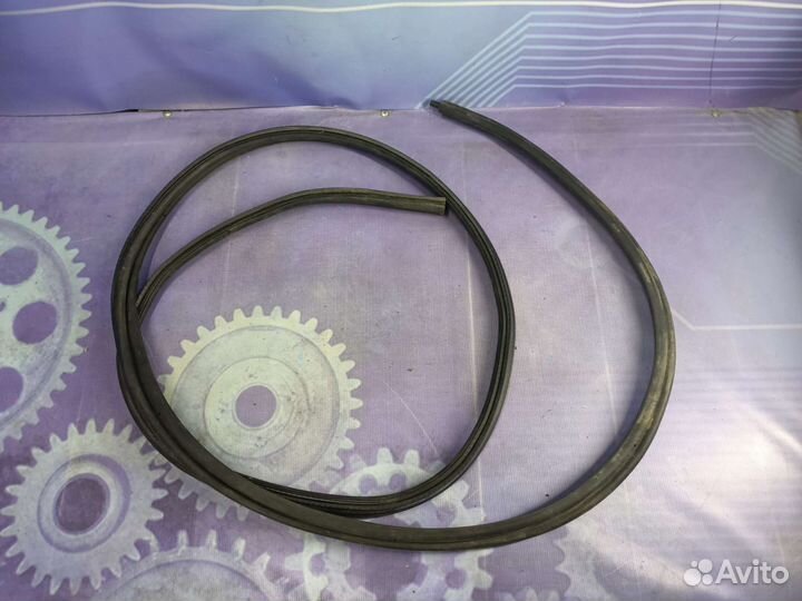 Уплотнитель крыши багажника datsun On-Do