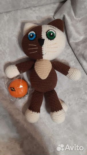 Вязаный кот игрушка ручной работы