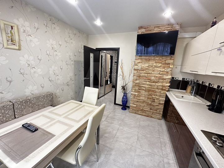 1-к. квартира, 46 м², 2/10 эт.