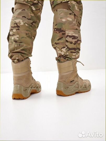 Трекинговые ботинки lowa высокие