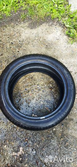 Royal Black Royal Performance 225/45 R17