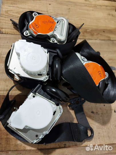 Ремни безопасности Skoda Superb 3