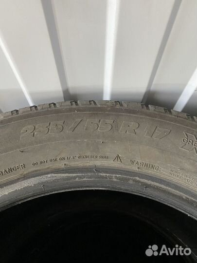 Michelin Latitude Tour HP 235/55 R17