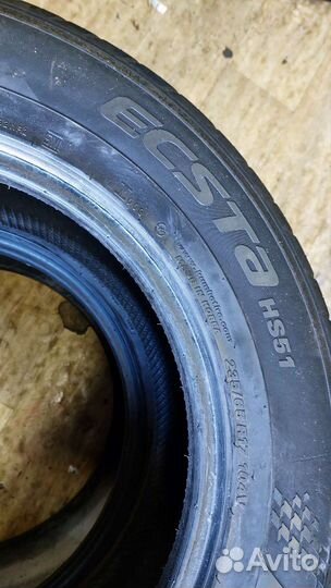 Kumho Ecsta HS51 235/65 R17 104V