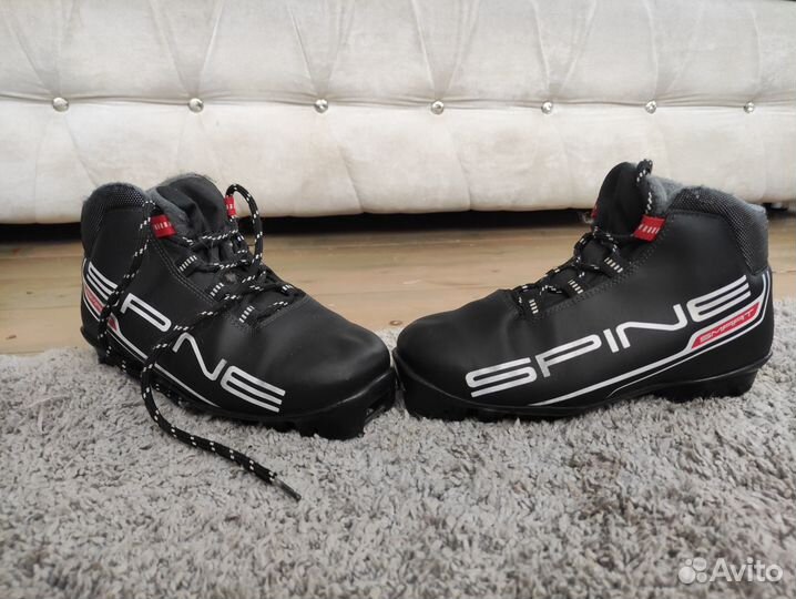 Ботинки лыжные 38 размер