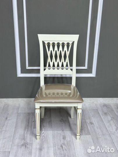 Столы и стулья новые