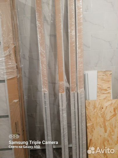 Продам межкомнатные двери 4 штуки