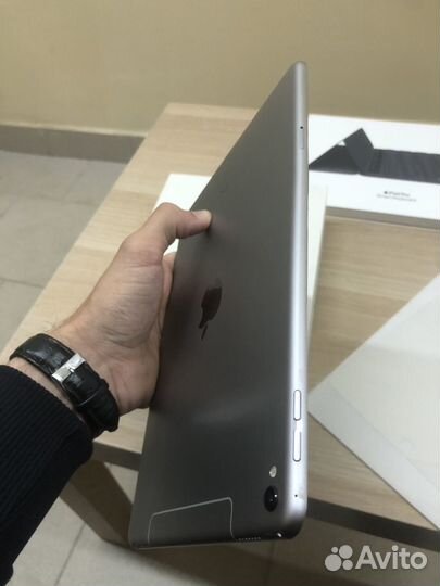 iPad Pro 9.7 32Gb LTE Grey 2017 Procreate Стекло