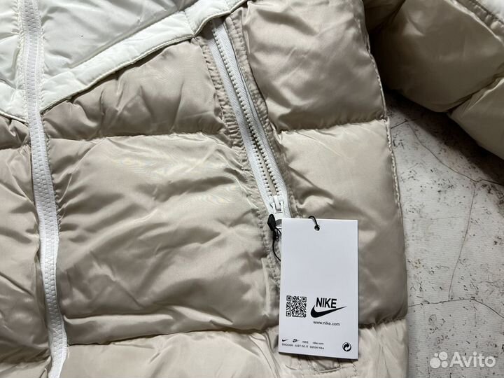 Пуховик Nike windrunner