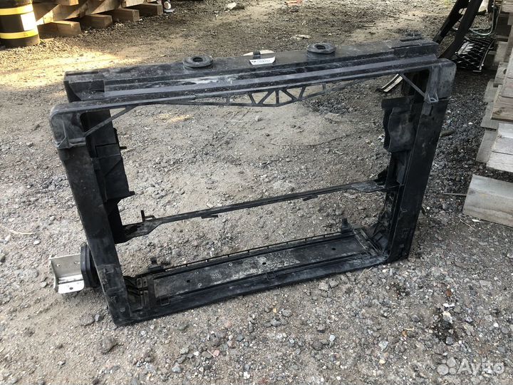 Касета радиаторов bmw f10 с кронштейнами