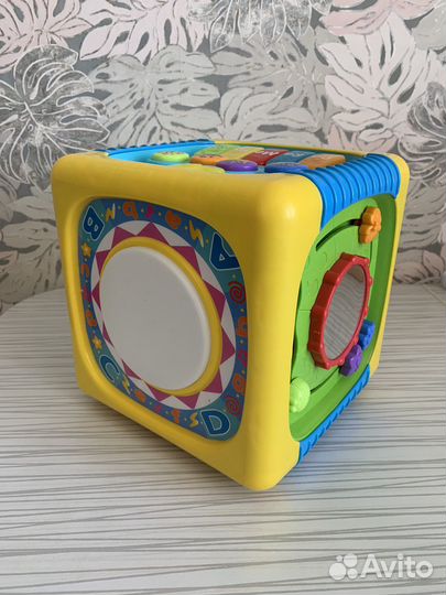 Кубик развивающий