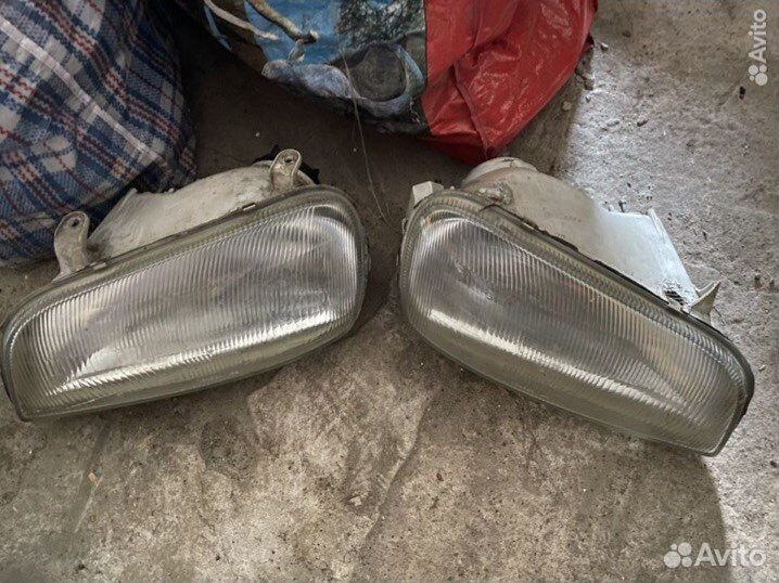 Фара на toyota rav 4 1996г тайота