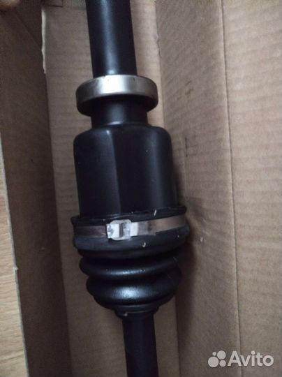 Приводной вал правый Renault megane 3