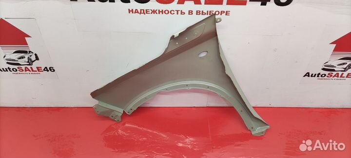 Крыло переднее правое Suzuki Vitara
