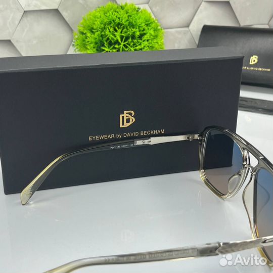 Солнцезащитные очки David Beckham
