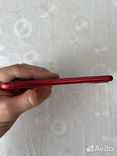 iPhone 11 128 gb product red