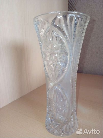 Хрустальные вазы