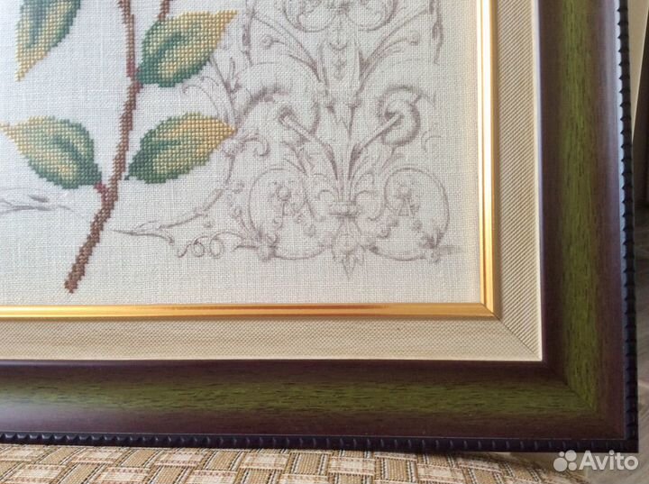 Вышитые картины крестиком на льняной ткани 
