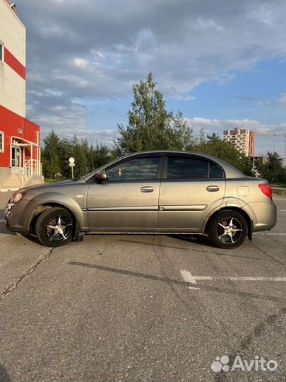 Kia Rio 1.4 МТ, 2010, 130 000 км