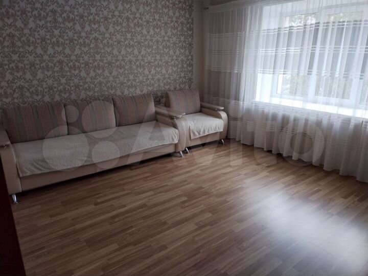 2-к. квартира, 50 м², 4/9 эт.
