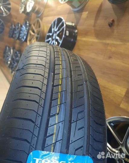 Tracmax X-Privilo TX5 185/60 R15 87H