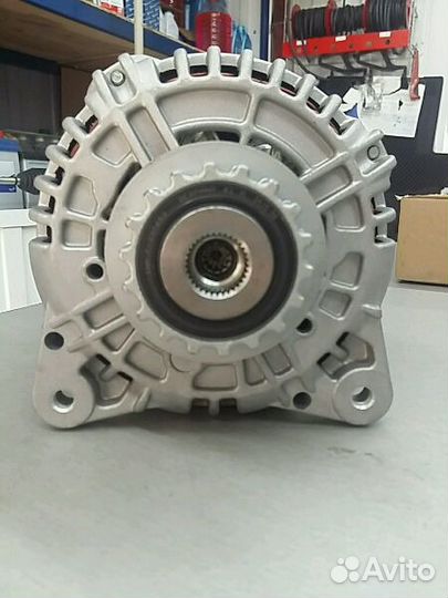 Генератор фольксваген т-5 т5 2.5 tdi 180а Bosch