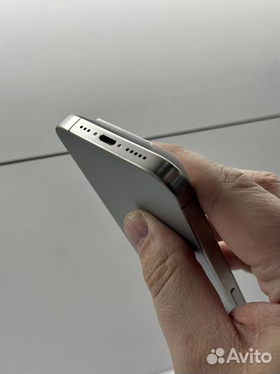 iPhone 15 Pro, 128 ГБ