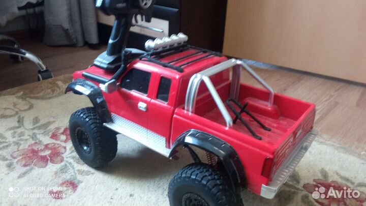 Внедорожник игрушка