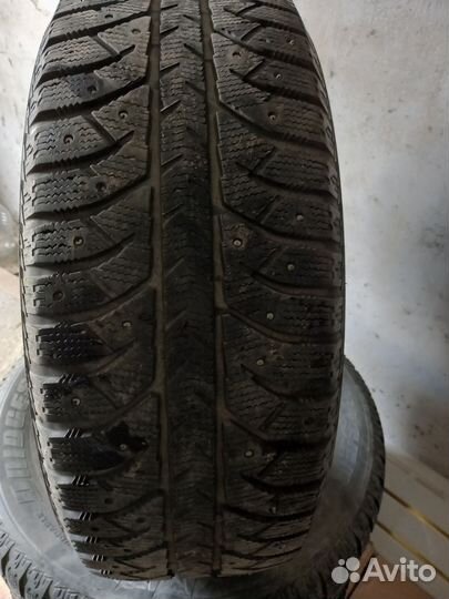 Bridgestone Ice Cruiser 7000 255/65 R17