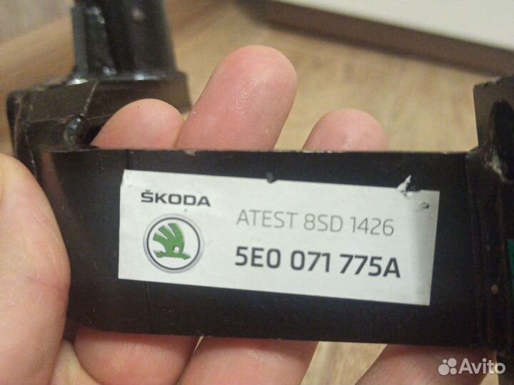 Механический блокиратор (замок кпп) Skoda Octavia