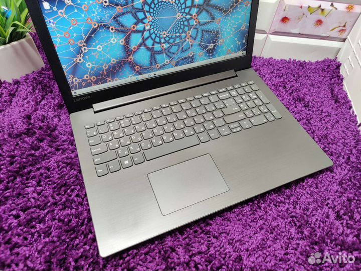 Lenovo intel core i3 / full HD/ GeForce mx110