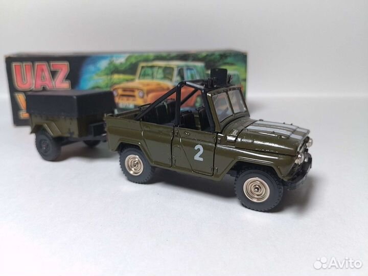 УАЗ 469 с прицепом А34 СССР 1:43