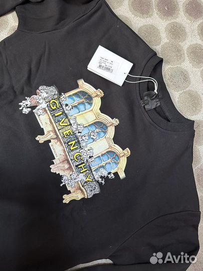 Спортивный костюм женский