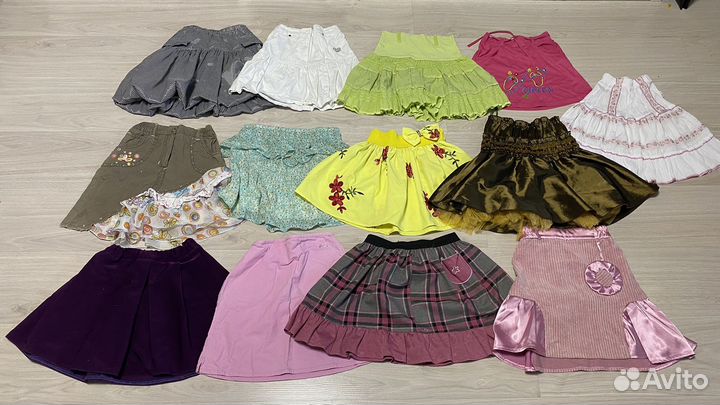 Одежда для девочки пакетом 5-7 лет