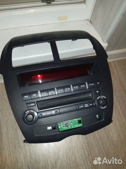 Магнитола штатная Mitsubishi, Citroen, Пежо