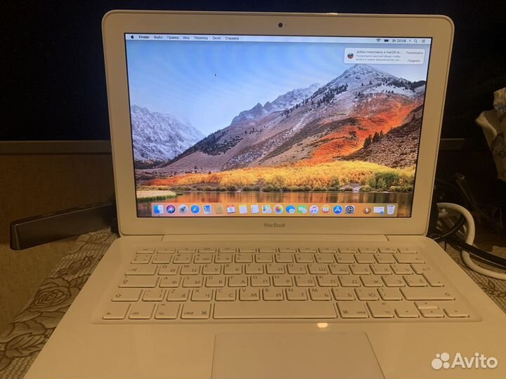 Macbook 13 2010 9gb оперативки + ssd 120gb