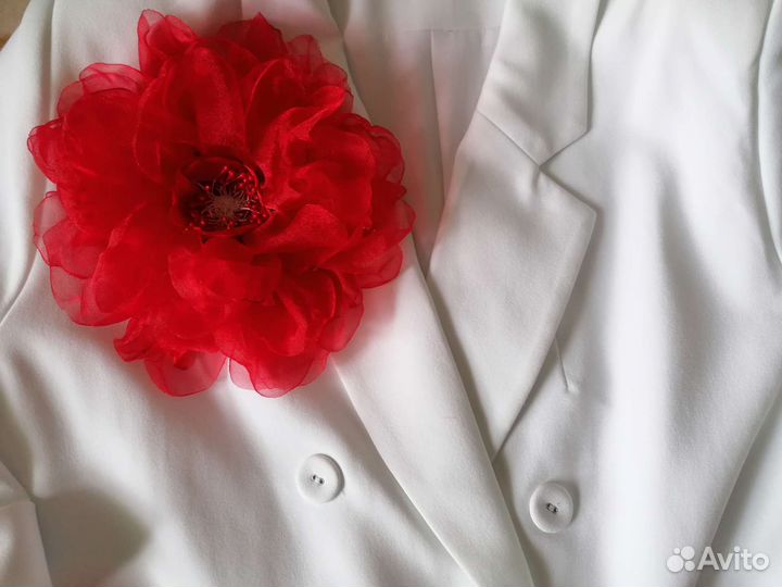 Брошь 3 D цветок