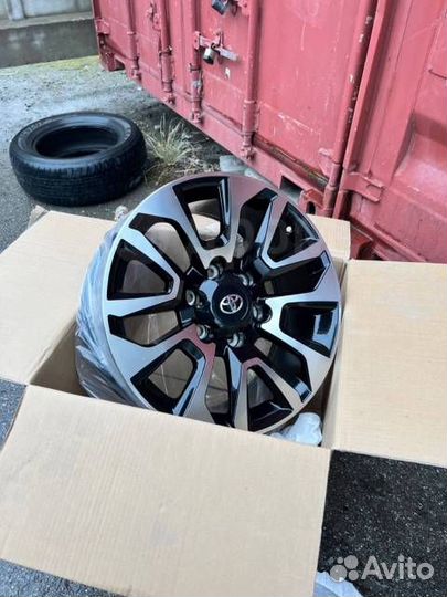 Диск литой Replica Toyota LC Prado R18 6*139.7