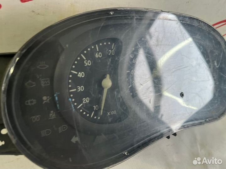 Панель приборов Renault Clio 2