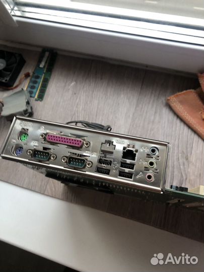 Материнская плата с процессором