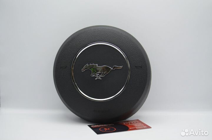 Рулевая накладка Ford Mustang (с кольцом в руль)