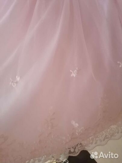 Нарядное платье для девочки 122 128