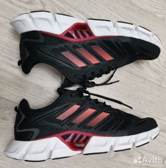 Кроссовки adidas