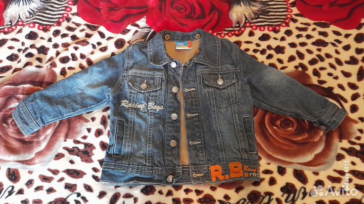 Джинсовая куртка с подкладом и джинсы на мальчика